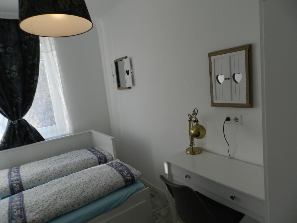 Klassik And Sunny Apartment! Vienna Luaran gambar
