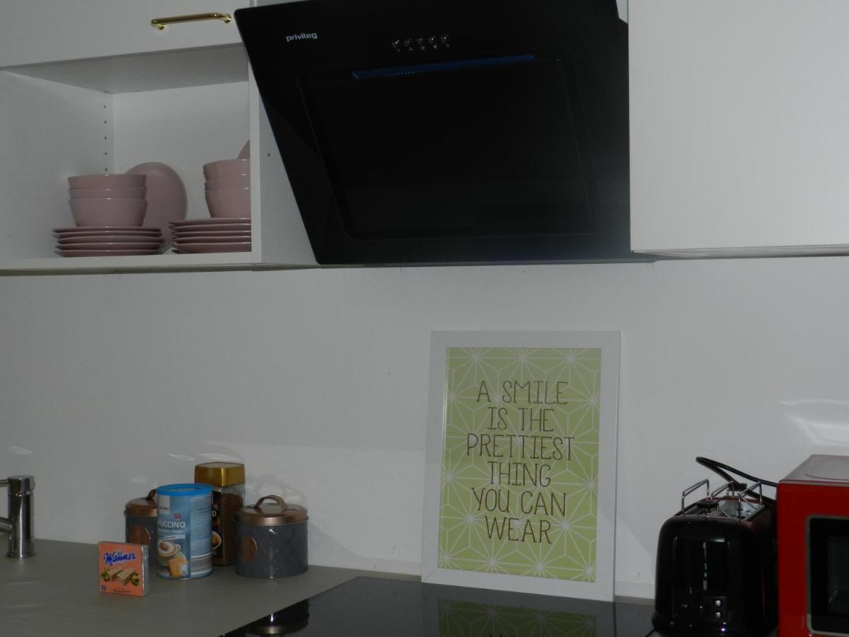 Klassik And Sunny Apartment! Vienna Luaran gambar