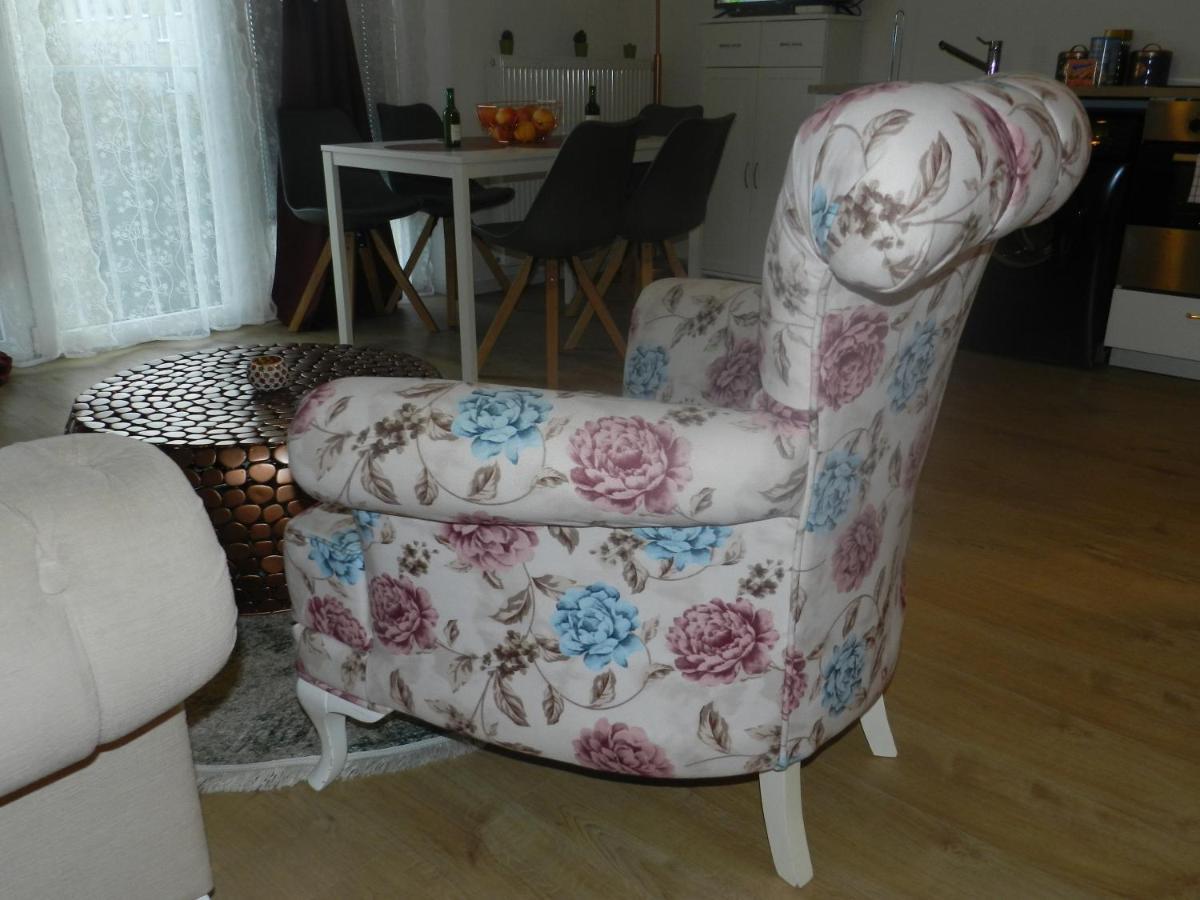 Klassik And Sunny Apartment! Vienna Luaran gambar